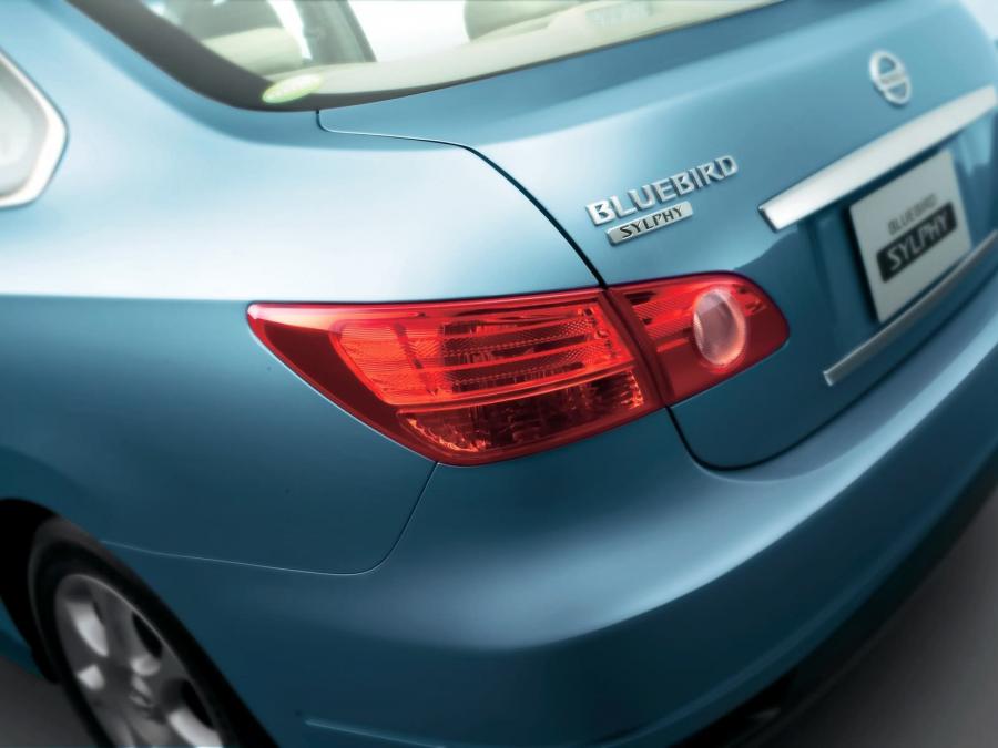  Nissan Bluebird Sylphy 20M 2006 года  (JP) (фото 5 из 7)